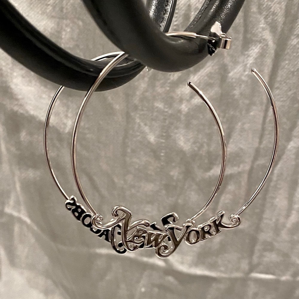 Marc Jacobs Silver New York Logo Hoop Earrings - Picture 3 of 7
